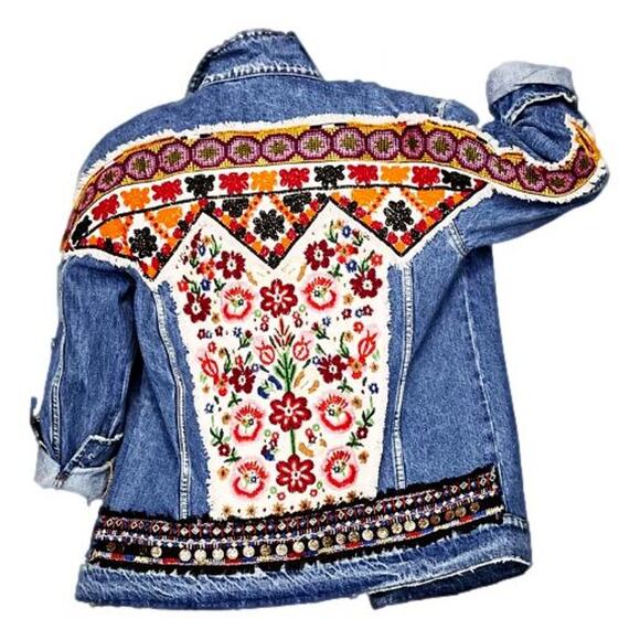 Zara Trafaluc Embroidered Oversized Boho Festival DenimJacket Medium - Picture 1 of 15